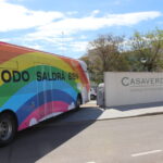 HOMENAJE A NUESTROS MAYORES Y PROFESIONALES CON EL AUTOBÚS DE TODO SALDRÁ BIEN