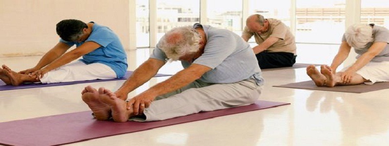 Yoga y personas mayores 