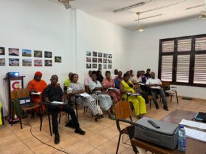 Guinea Ecuatorial - Formaciones a Sanitarios (5)
